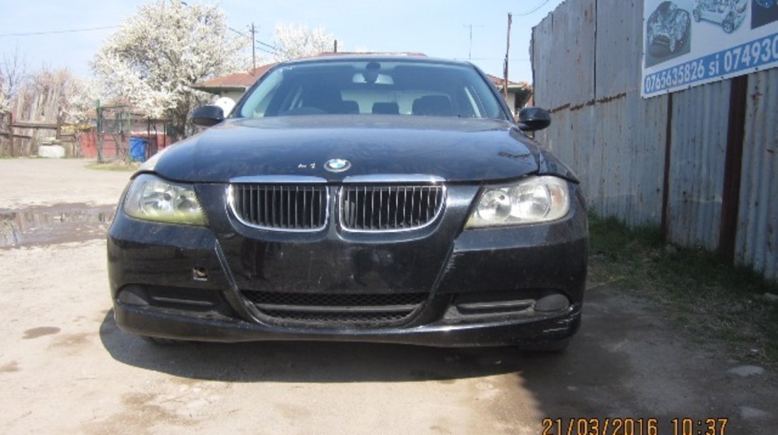 BMW E90 318i