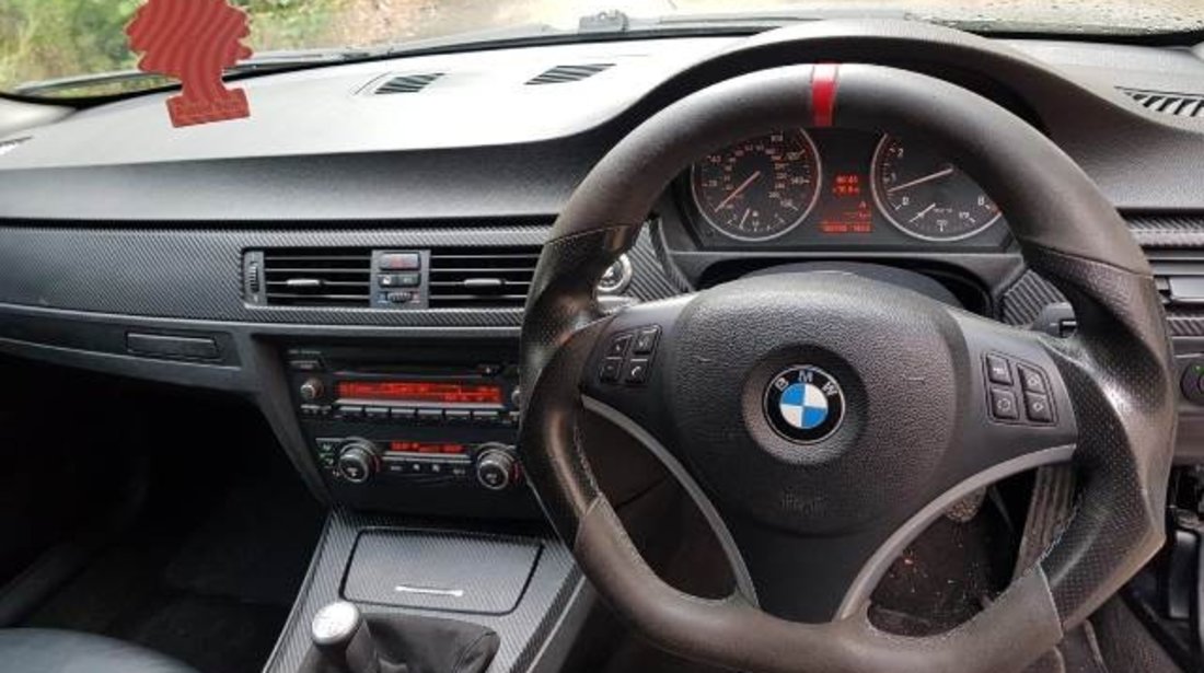 BMW E92 325i 2.5i N52B25A (2497cc-160kw-218hp) 2006; Coupe