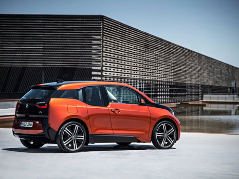 BMW i3