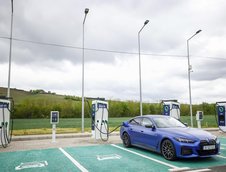 BMW i4 M50 testeaza cel mai mare hub de incarcare din Romania
