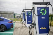 BMW i4 M50 testeaza cel mai mare hub de incarcare din Romania
