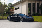 BMW i8 cu jante Vossen