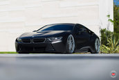 BMW i8 cu jante Vossen