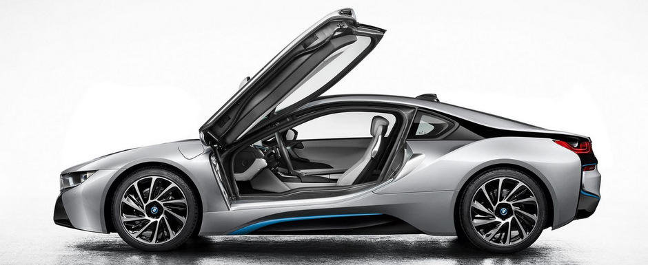 BMW i8: Cum arata supercarul hibrid al bavarezilor BMW i8: Cum arata supercarul hibrid al bavarezilor