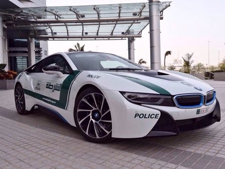 BMW i8 de politie