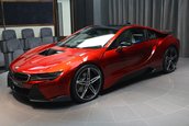 BMW i8 pe rosu