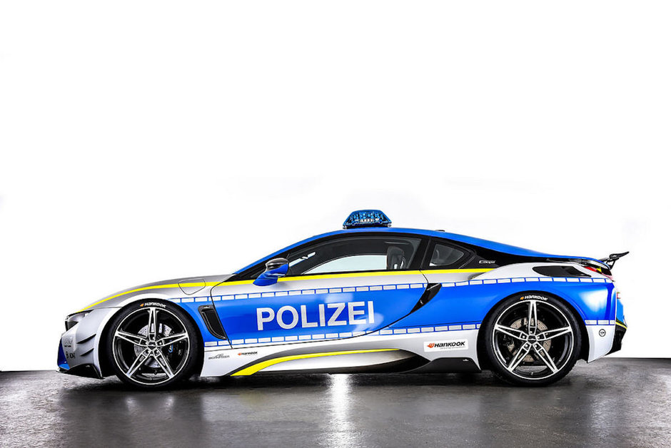 BMW i8 pentru politie