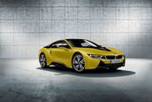 BMW i8 Protonic Frozen Black Edition si Protonic Frozen Yellow