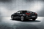 BMW i8 Protonic Frozen Black Edition si Protonic Frozen Yellow