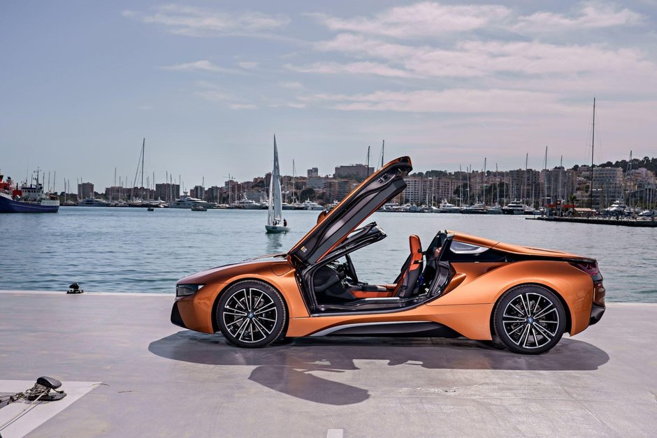 BMW i8 Roadster - Galerie Foto