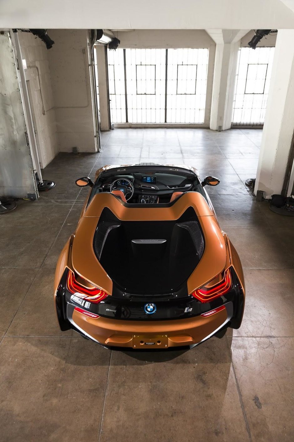 BMW i8 Roadster