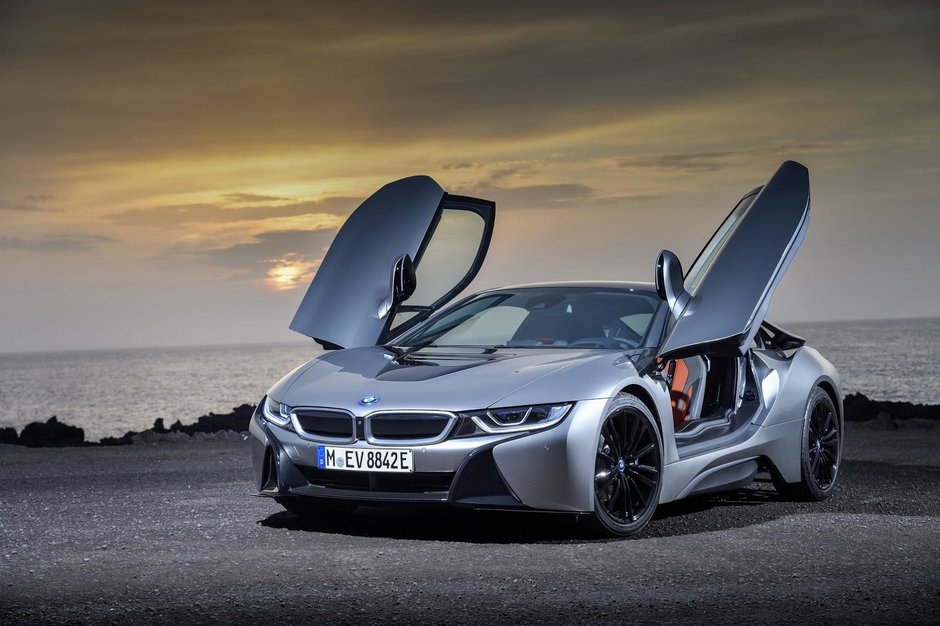 BMW i8 Roadster