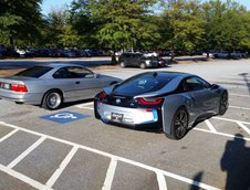 BMW i8 vs BMW 850Ci