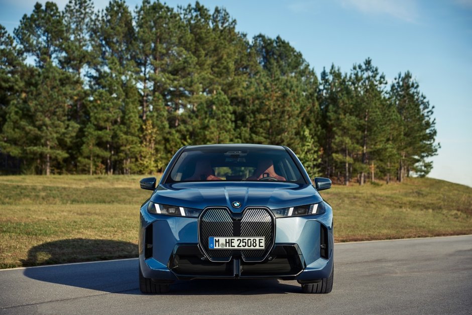BMW iX Facelift