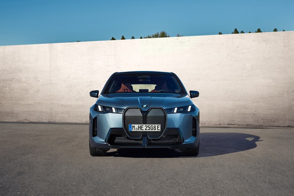 BMW iX Facelift
