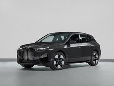 BMW iX Flow cu E Ink