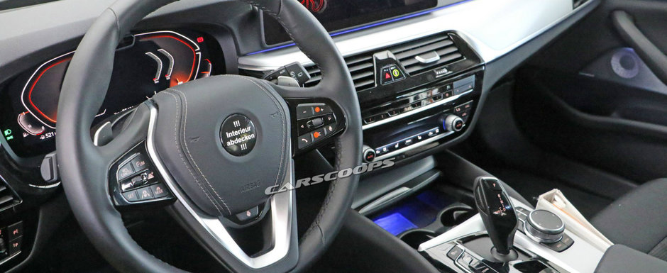 BMW lucreaza deja la o versiune imbunatatita. Noua masina a fost surprinsa in teste cu interiorul la vedere BMW lucreaza deja la o versiune imbunatatita. Noua masina a fost surprinsa in teste cu interiorul la vedere