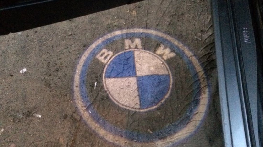 BMW Lumini de usi LED Logo BMW dedicate