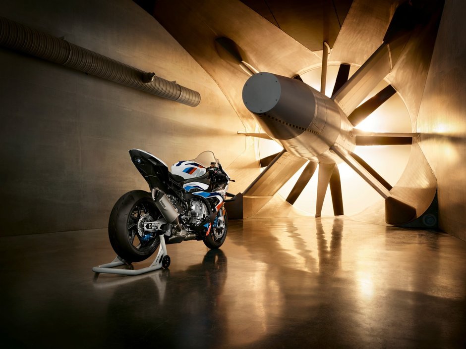 BMW M 1000 RR