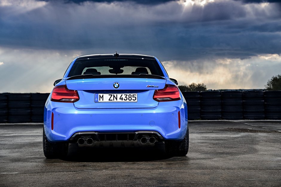 BMW M2 CS