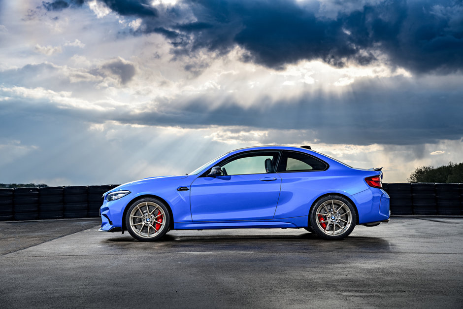 BMW M2 CS