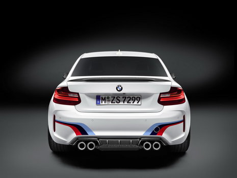 BMW M2 cu accesorii M Performance