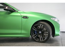 BMW M2 verde mat