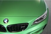 BMW M2 verde mat