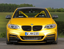 BMW M235i by Manhart
