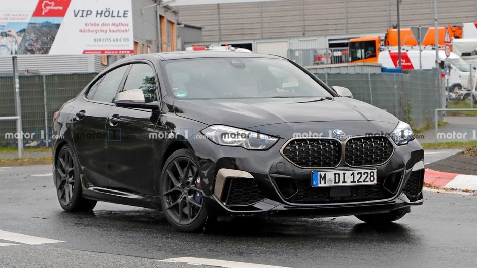 BMW M235i Gran Coupe pe strazi