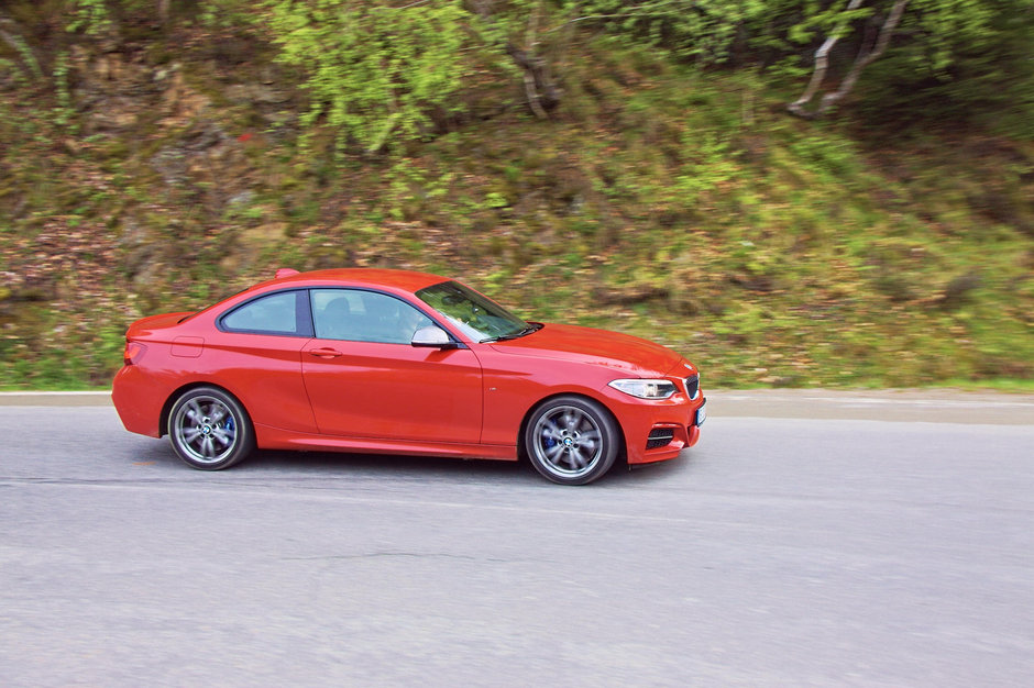 BMW M235i