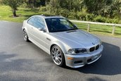 BMW M3 cu 11.687 de kilometri la bord