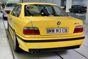 BMW M3 cu 2.762 de kilometri la bord