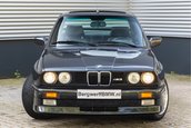 BMW M3 cu 23.673 de kilometri la bord