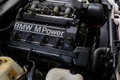 BMW M3 cu 7.133 de kilometri la bord