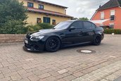 BMW M3 cu motor V10