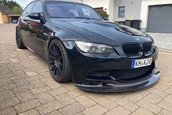 BMW M3 cu motor V10