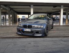 BMW M3 cu motor V8 de sapte litri