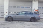 BMW M3 cu motor V8 de sapte litri