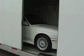 BMW M3 E30 cu 0 kilometri la bord