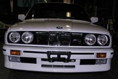 BMW M3 E30 cu 0 kilometri la bord