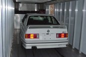 BMW M3 E30 cu 0 kilometri la bord