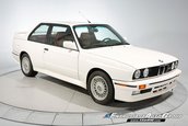 BMW M3 E30 cu 13.590 km la bord