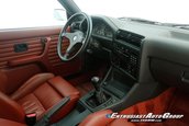 BMW M3 E30 cu 13.590 km la bord