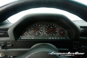 BMW M3 E30 cu 13.590 km la bord