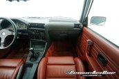 BMW M3 E30 cu 13.590 km la bord