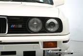 BMW M3 E30 cu 13.590 km la bord