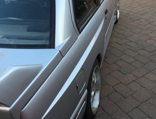 BMW M3 E30 cu 178.637 km la bord