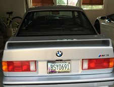 BMW M3 E30 cu 178.637 km la bord