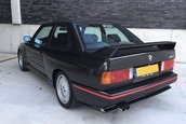 BMW M3 E30 cu 306.000 km la bord